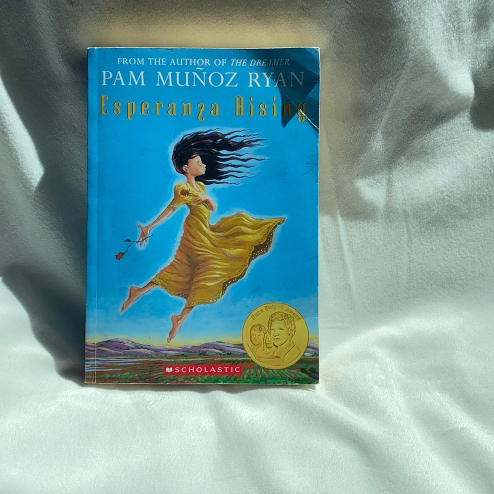 Esperanza Rising book by Pan Munoz Ryan